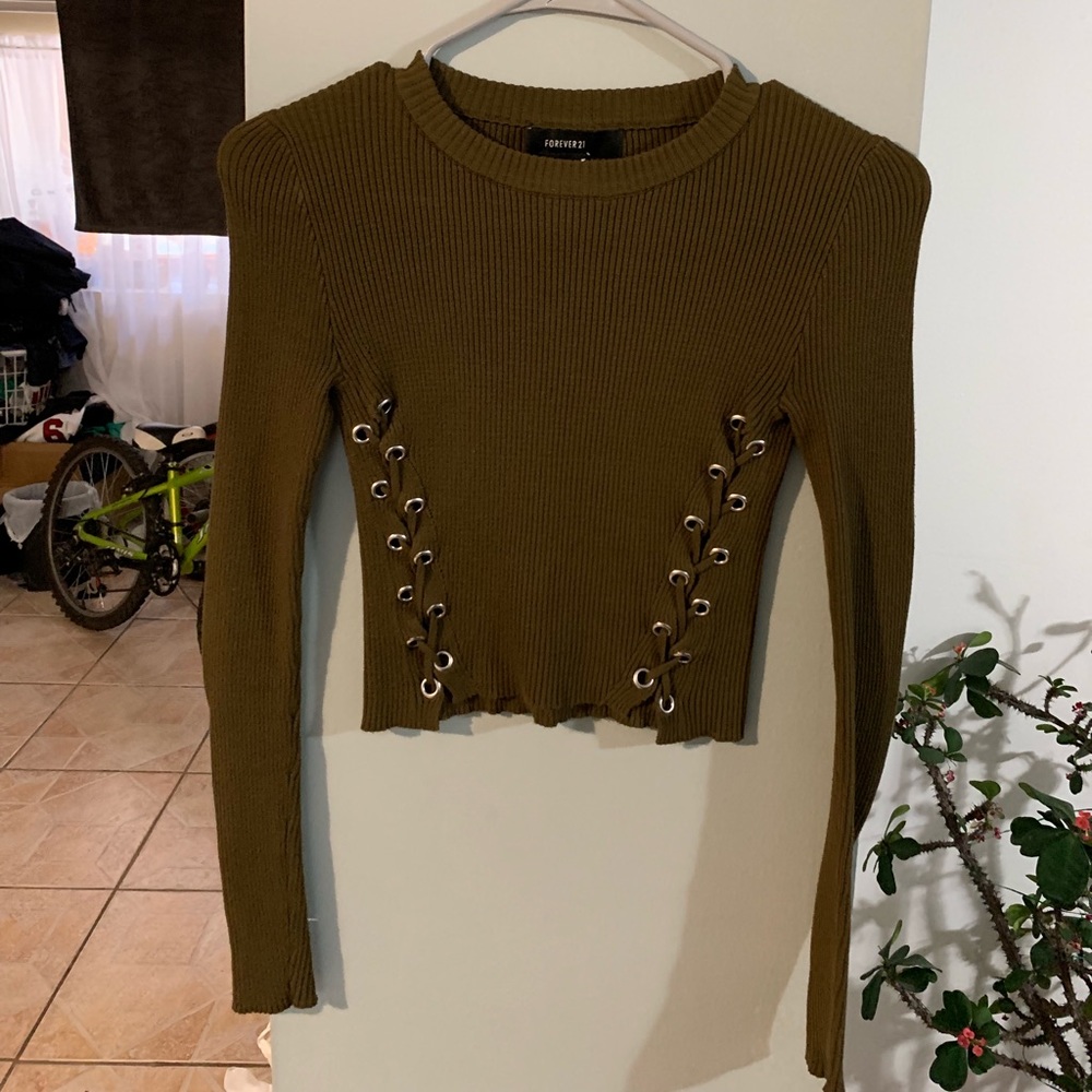 Ribbed olive green crop top